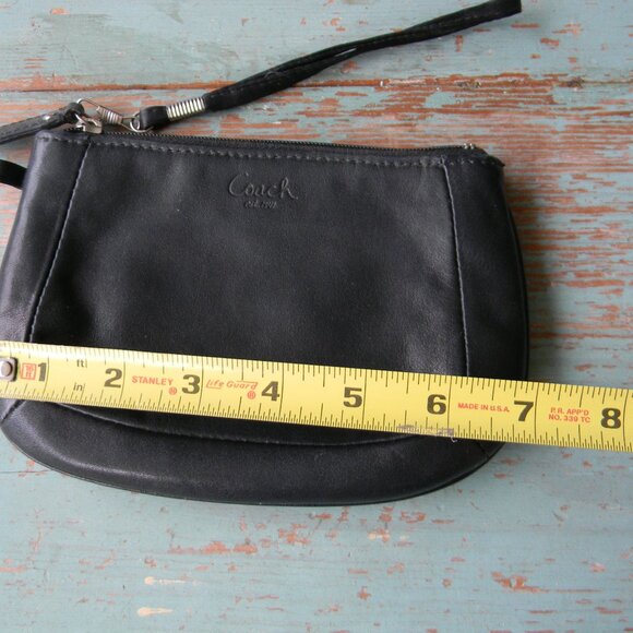 Vtg Y2K Coach Ashley Black Signature LEATHER  Wristlet - Picture 2 of 8